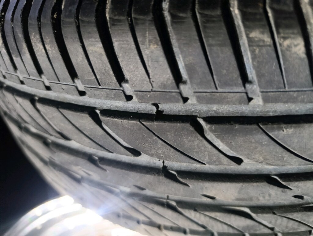 16 4x100 4x108 fm3 krom 9/10 jant lastik takımı - 9