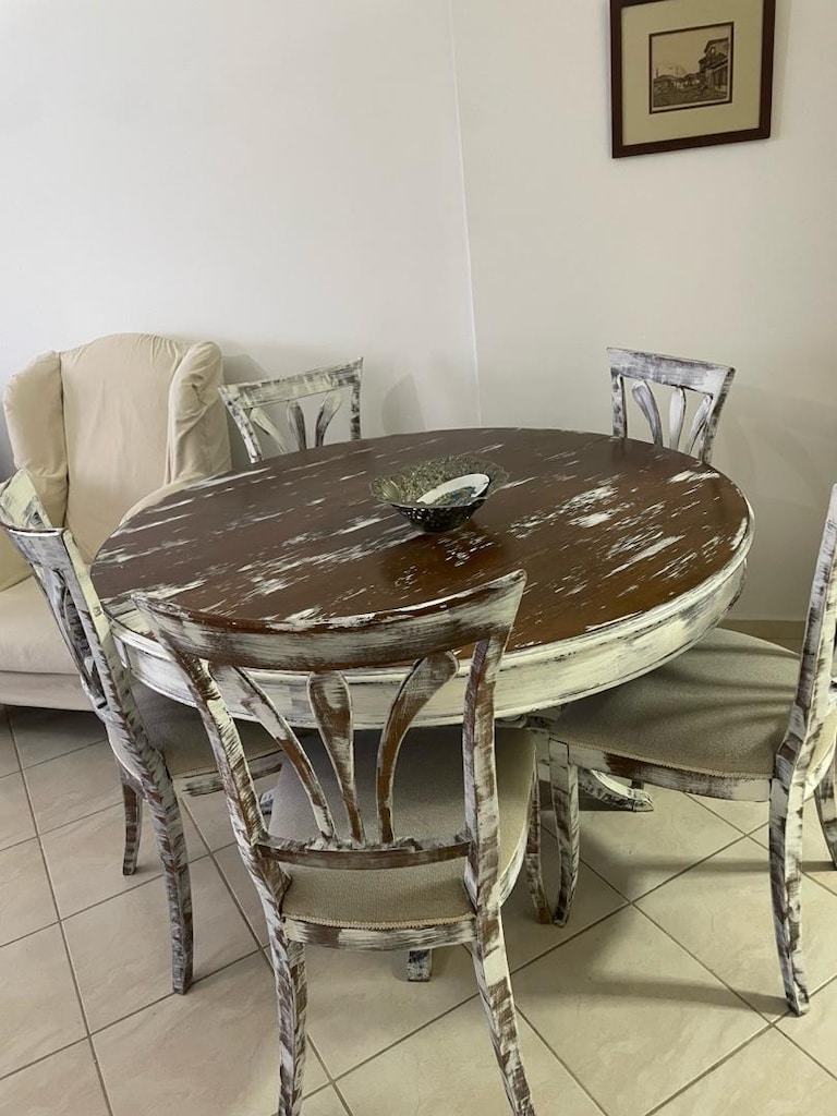 yuvarlak yemek masası ve 6 sandalye - 2
