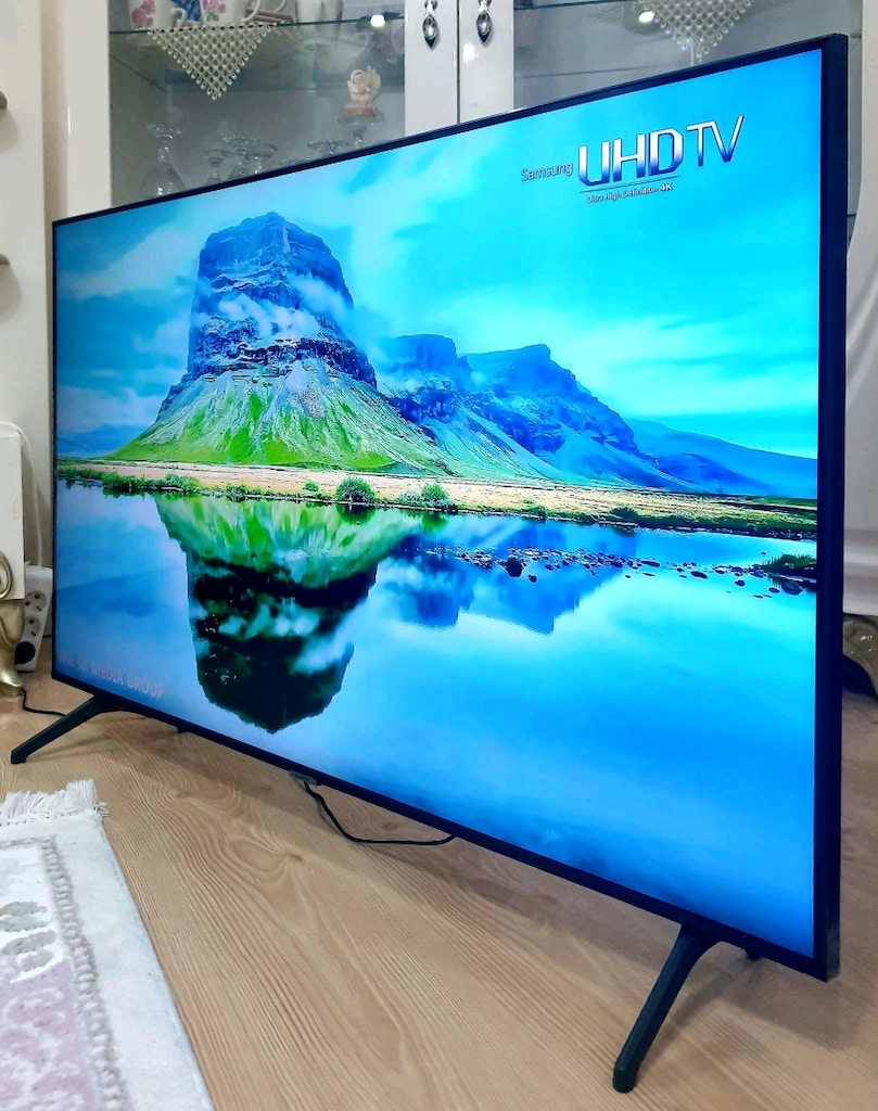 124 EKRAN SAMSUNG 4K SMART LED TV - 2