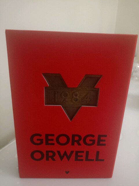 1984 George Orwell ciltli