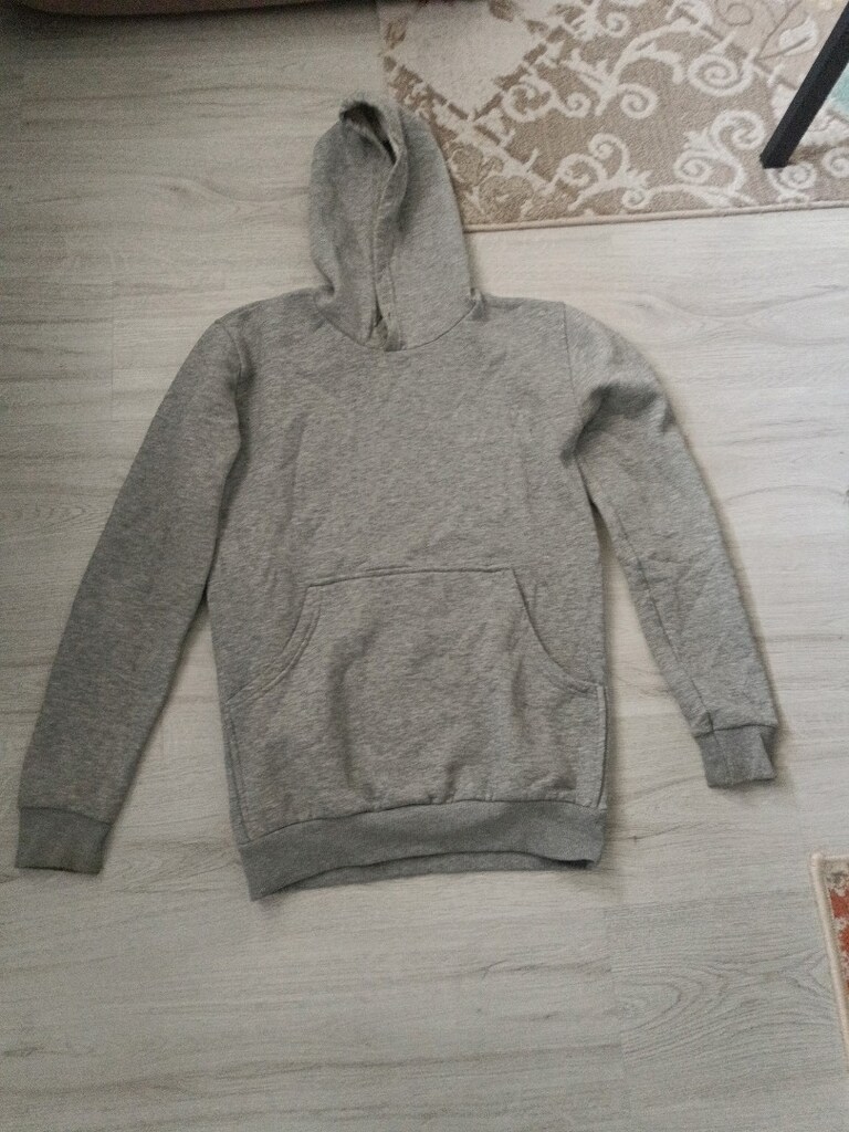 Erkek çocuk kapşonlu tşört