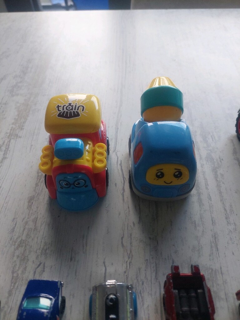 oyuncak arabalar. toplu satış.[18 parća oyuncak] - 5