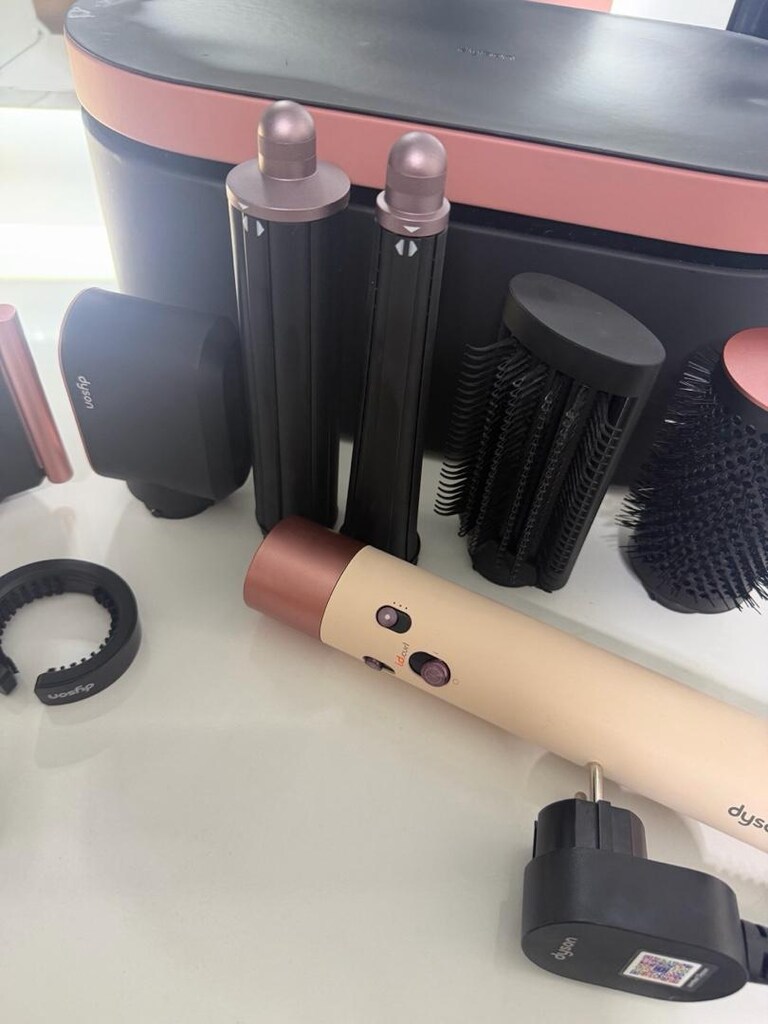 DYSON Airwrap id - 2