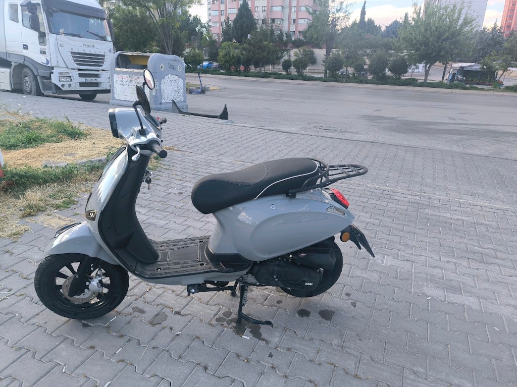 ÖZEL RENK NARDO GRİ WİNG 50CC ORJİNAL - 4