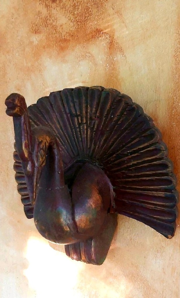VINTAGE HAND CARVED WOOD WALL DECOR SCULPTURE