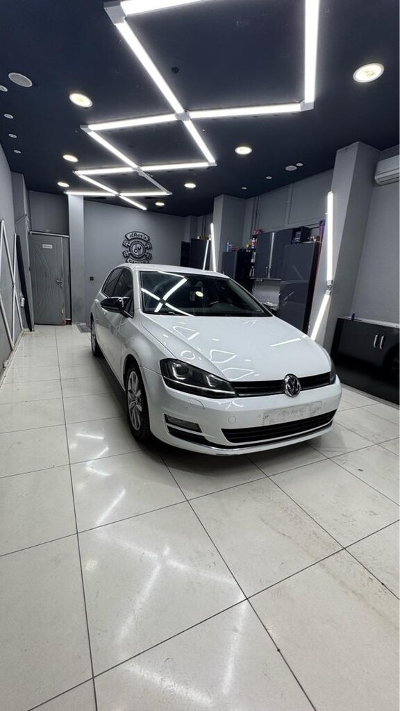 golf 7 ön tampon far yıkama yuvası ön park sensörü yuvası var - 6