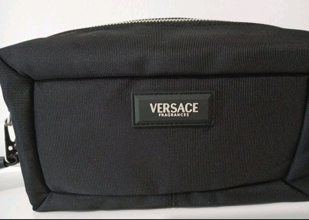 Versace El Çantası ve Ürünler Yüzde Yüz Orijinal ve Sıfır. İçi Geniş - 5