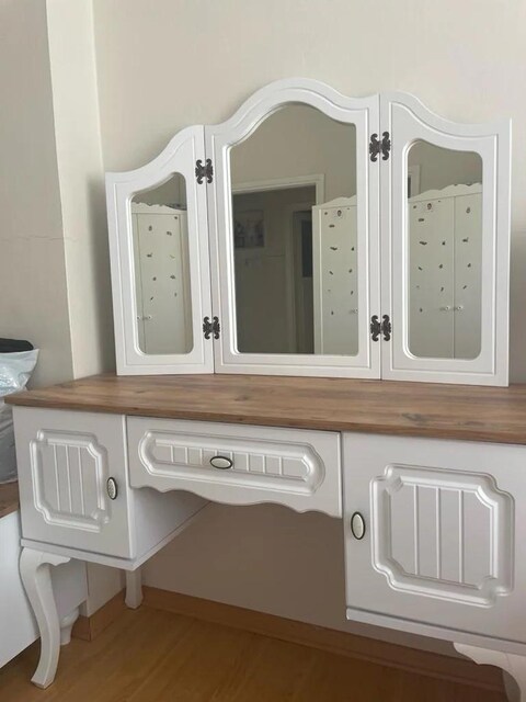 Makyaj masası full MDF