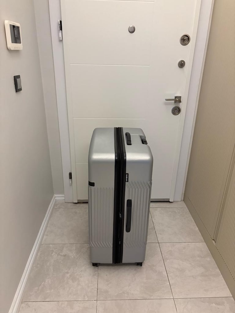 Samsonite Extra Büyük Boy Valiz 82X56X37 - 2