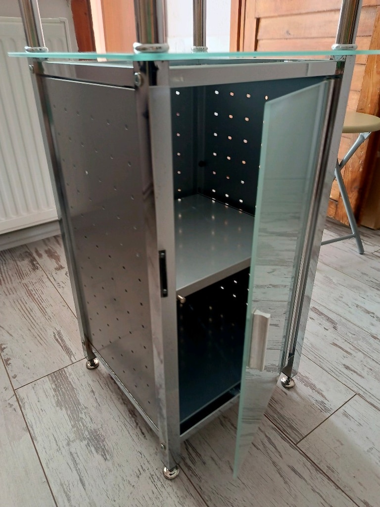 YENİ GİBİ modern camlı raf ünitesi - 4