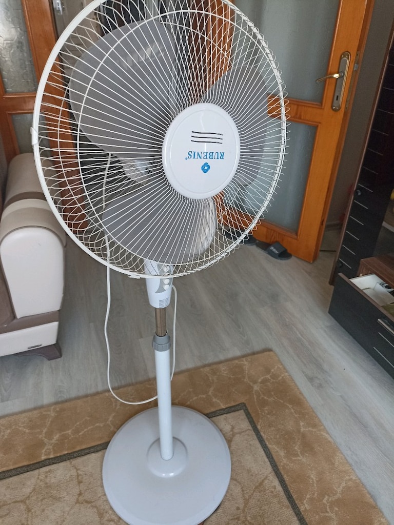RUBENİS Ayaklı vantilatör sağlam az kullanıldı - 2