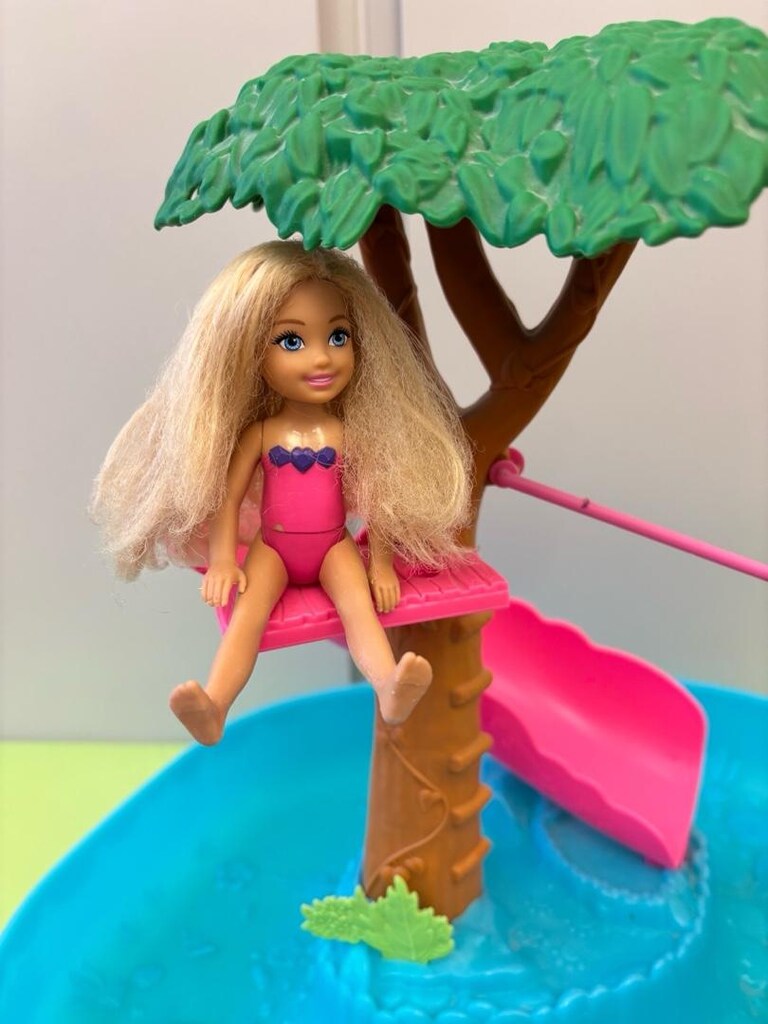 Barbie Chelsea Havuz Partisi Oyun Seti - 2