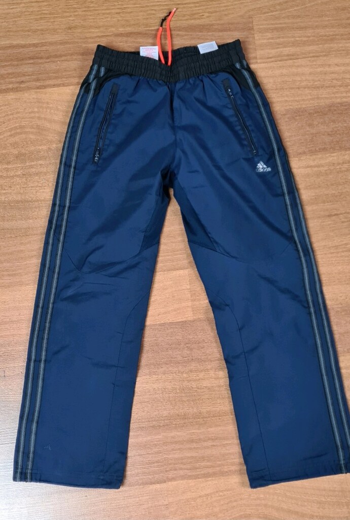Adidas Climacool eşofman altı 9-10 yaş