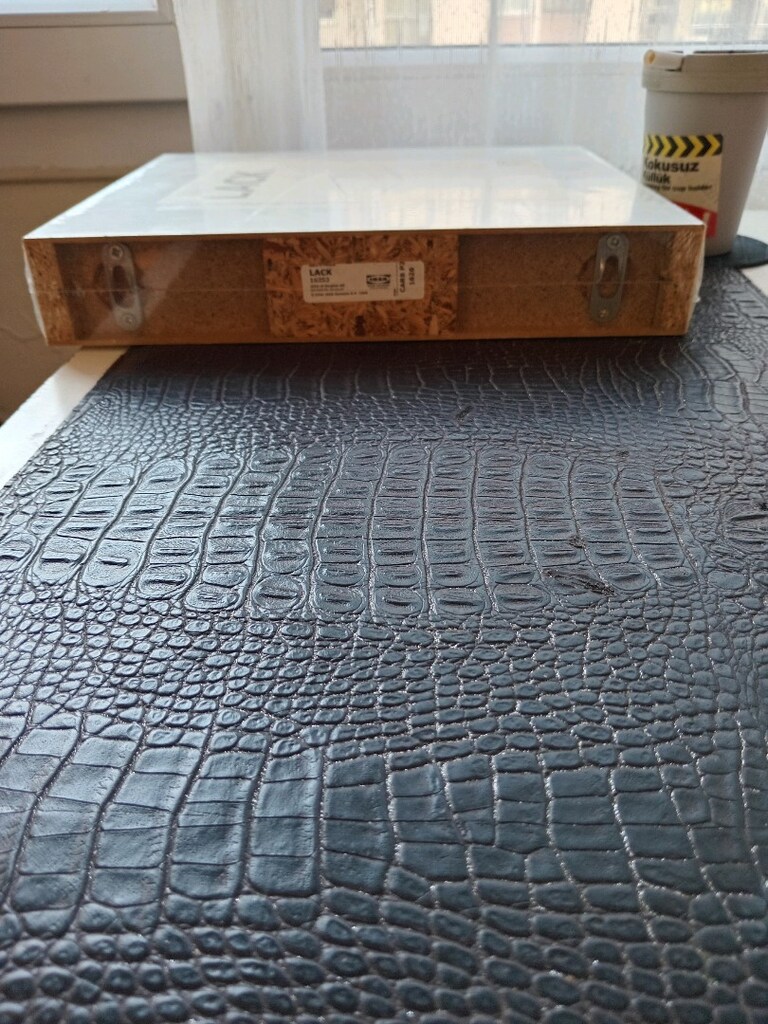 ikea duvar rafı