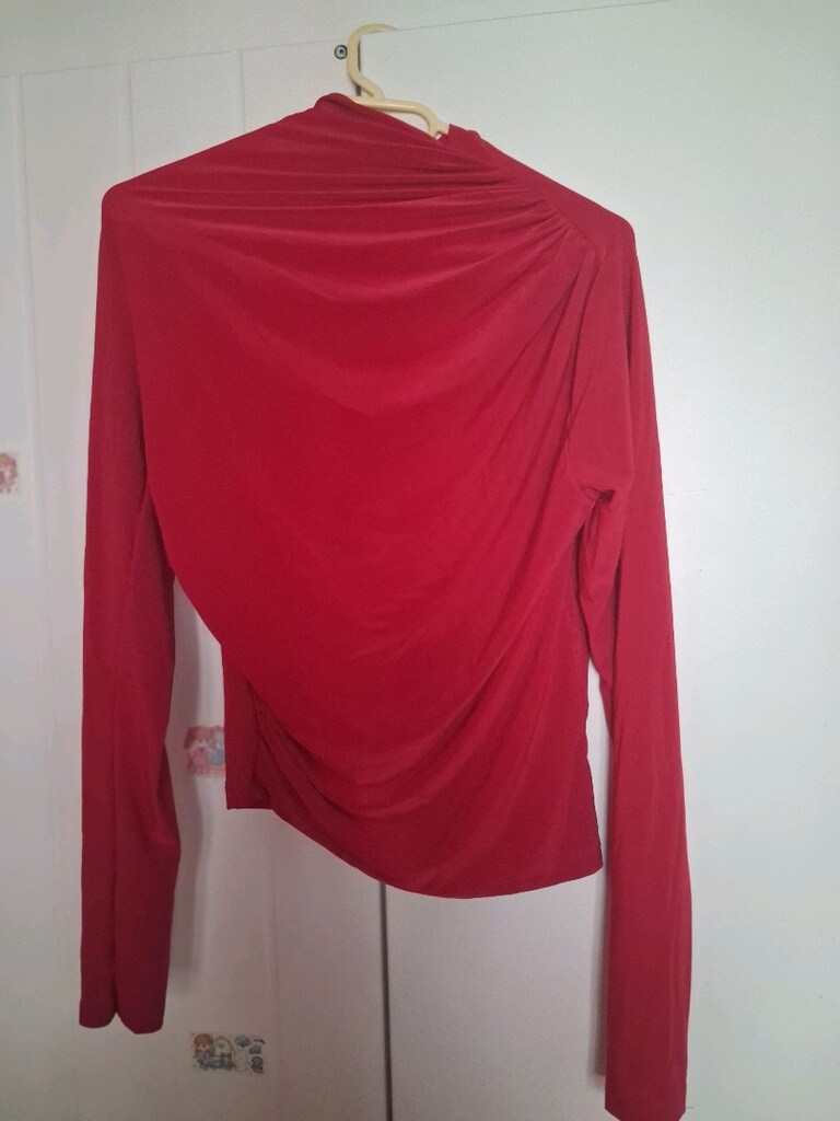 kırmızı kadın oysho blüz ve kırmızı kadın likralı kumaş pantolon takım - 2