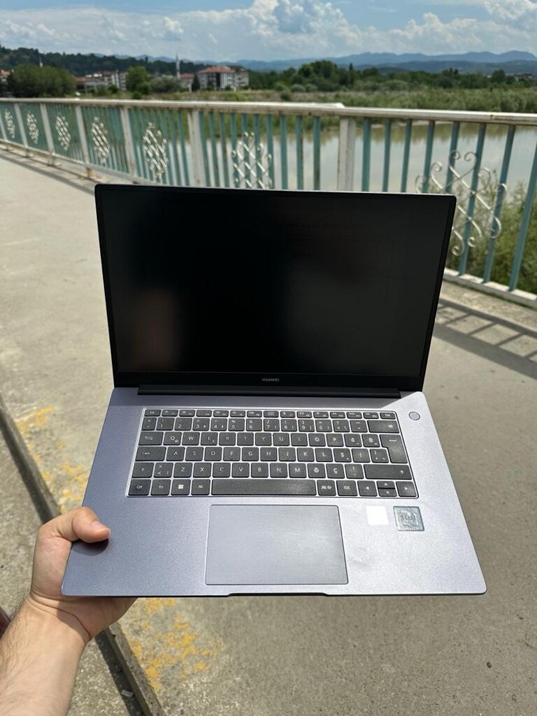 TERTEMİZ 240GB SSD’li 10.NESİL İŞLEMCİLİ HUAWEI MARKA - 2