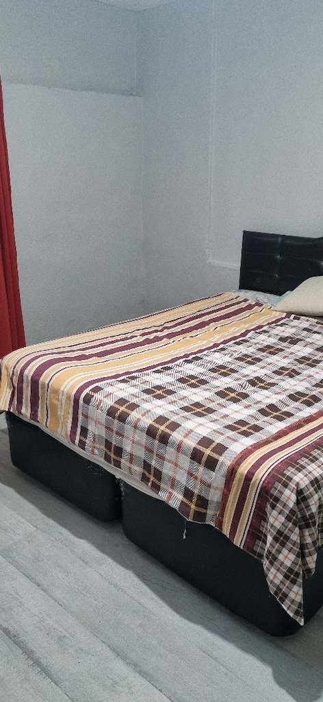Kullanılabilir durumda çift kişilik Baza, Yatak, Başlık - 2