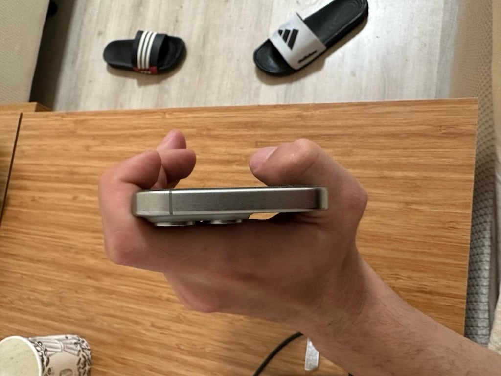 iPhone 15 Pro YD - 6