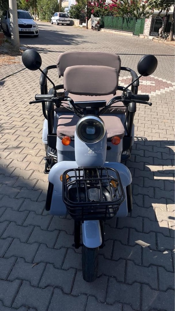 3 tekerlekli elektrikli motor - 5