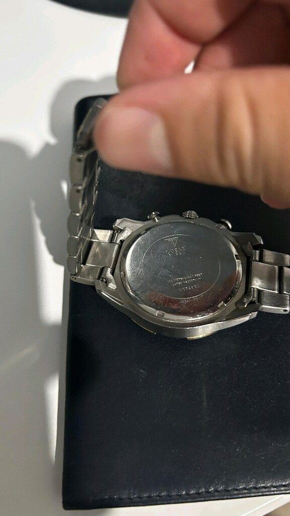 GUESS SAAT ( ORJINAL ) - 4
