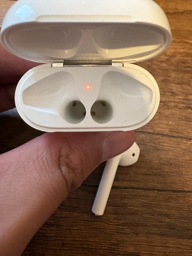 Apple Airpods 1. Nesil Kutu ve Kulaklık - 10