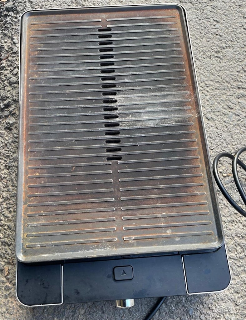 WMF Lono Masaüstü Izgara Kare 1250 W orjinal fiyatı 8 bin civarı - 4