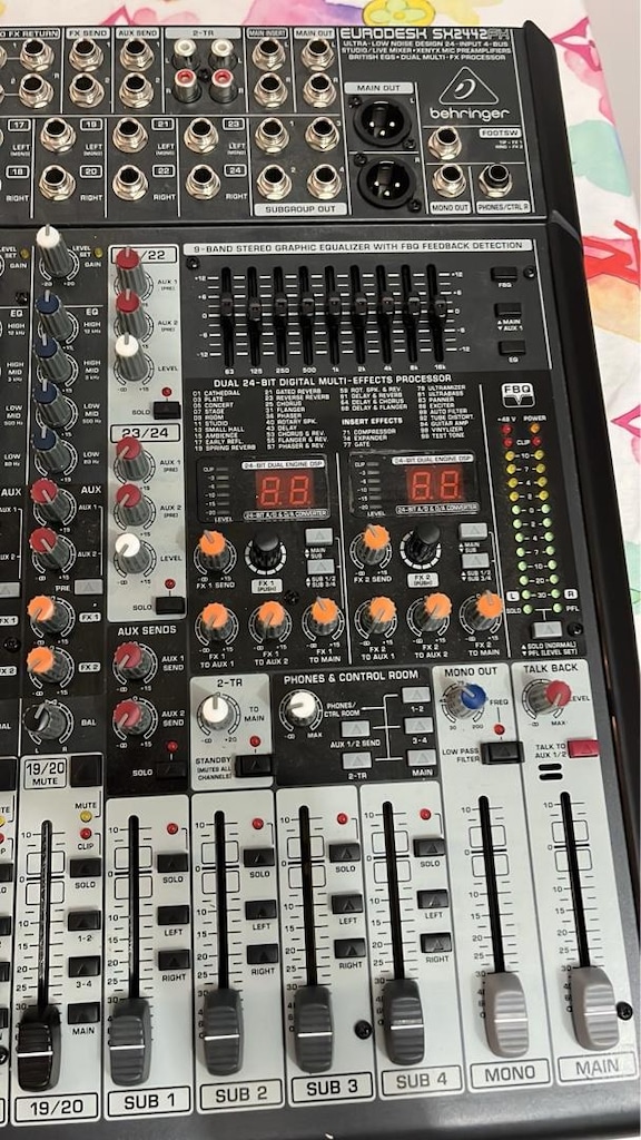 Behringer Sx2432fx Mikser - 4