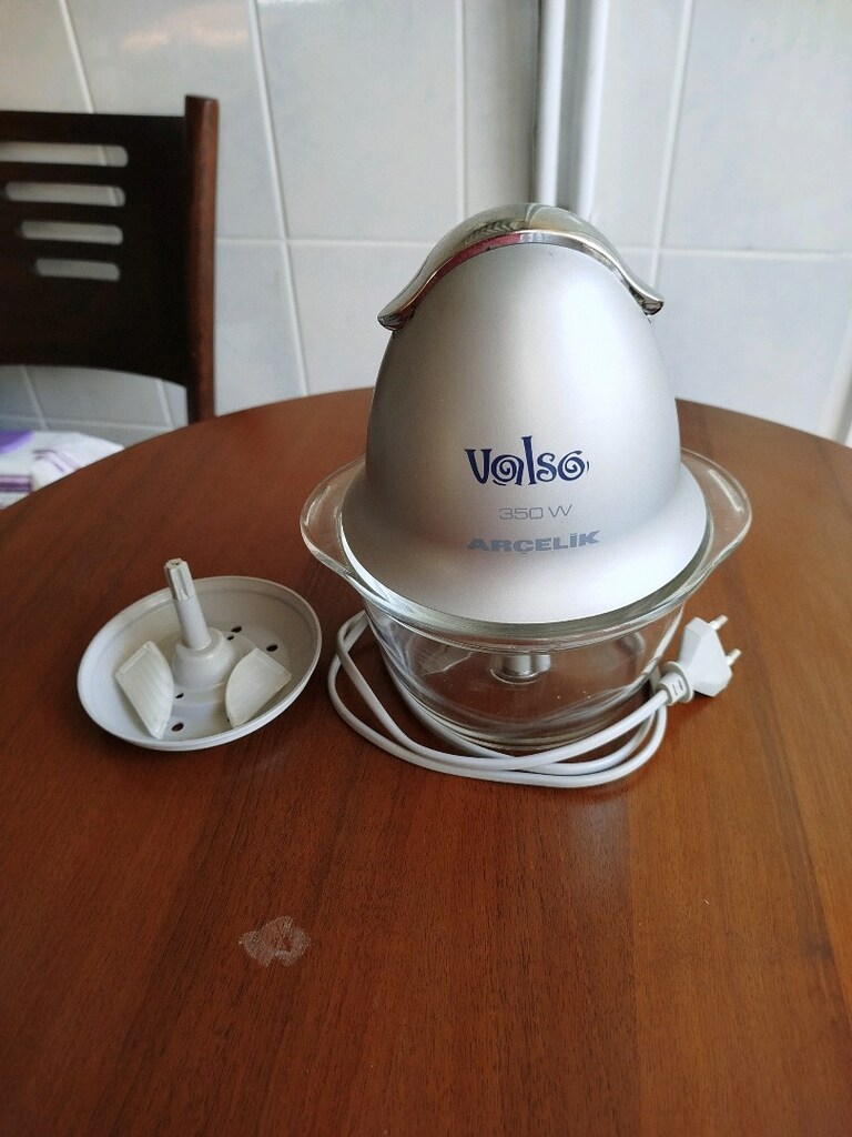 Sıfır gibi Arçelik Valso 350W doğrayıcı, cam hazne ve çoklu aparatlarl - 8
