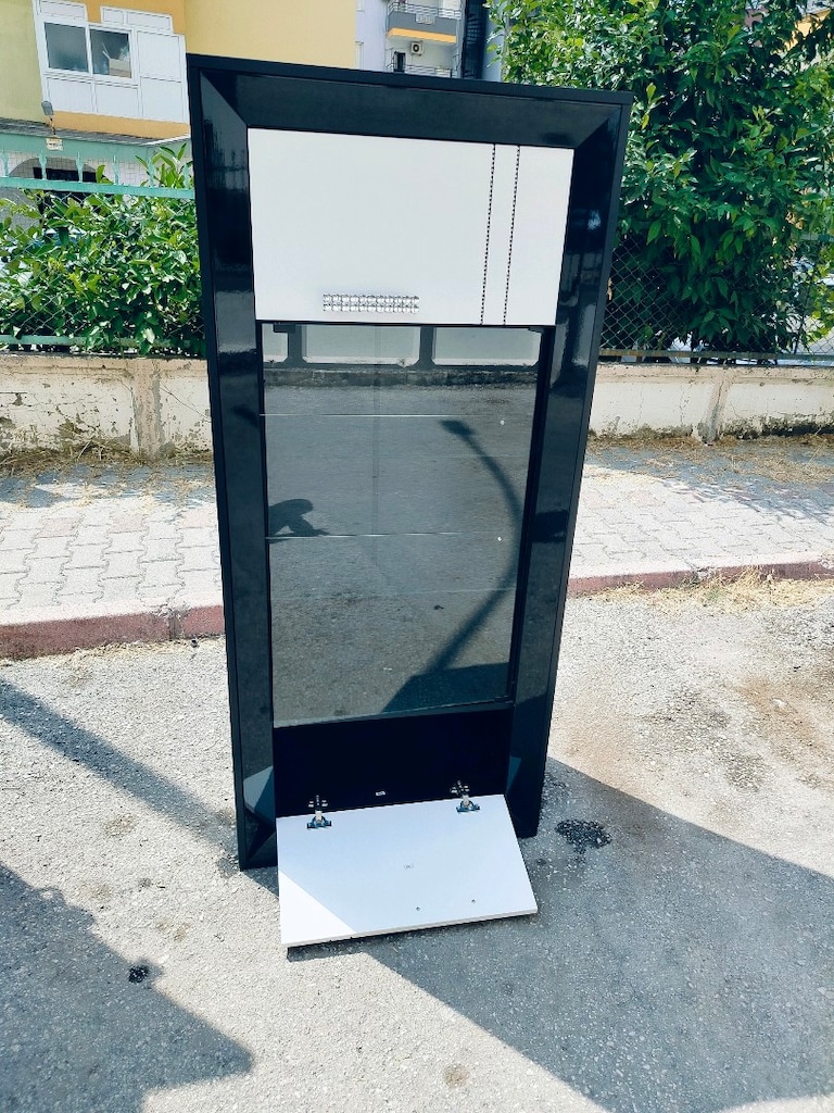 GÜMÜŞLÜK RAFLI - 3