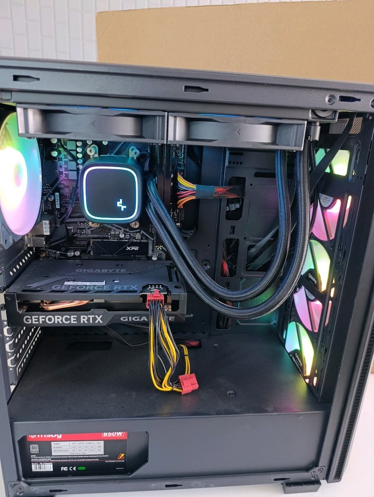 Gaming PC + LG 27GQ50F 27” 165Hz Monitör – RTX 4060 - 6