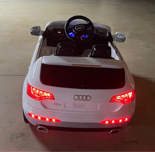 Akülü çocuk arabası Audi Q7 Lisanslı