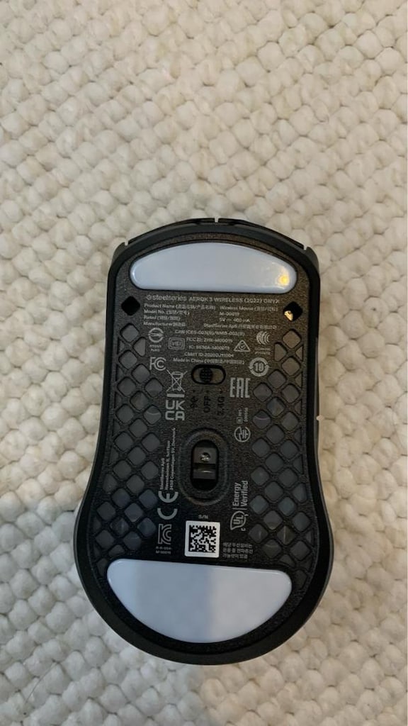 Steelseries aerox 3 wireless - 3