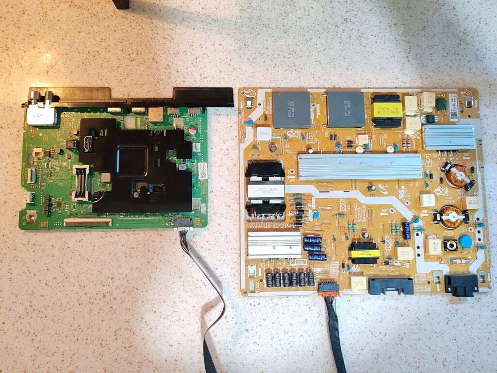 Samsung QE65Q60CAU 2023 Cihazı Komple Takım Halinde