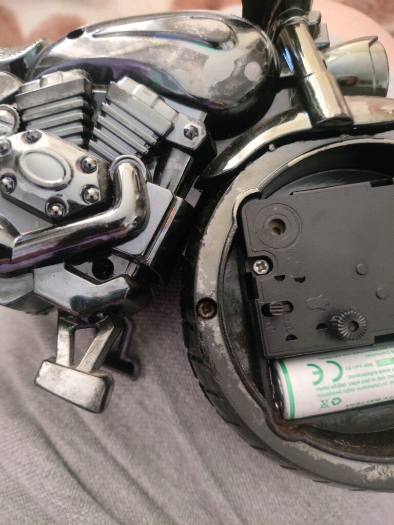 motorlu. saat - 4