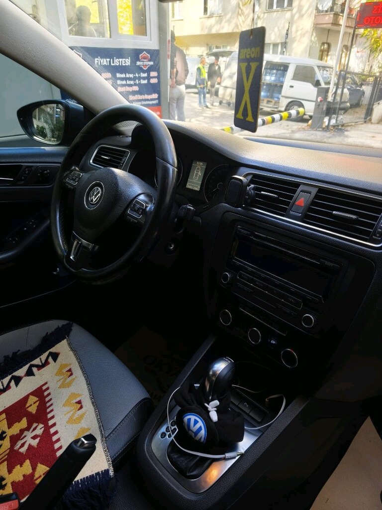 SATILIK WOSVAGEN 1.6TDI 2012 JETTA OTOMATİK 7 İLERİ - 7