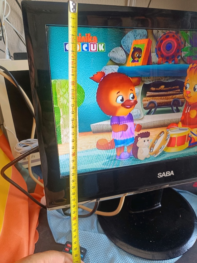 SABA LED HDMI VGA USB Monitör& TV 17" - 12