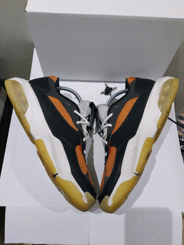 Nike Air Jordan 200E 44 - 5