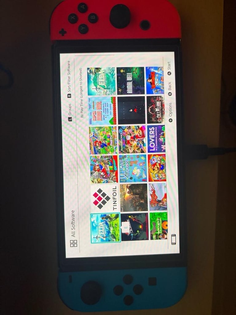 çok az kullanılmış tertemiz nintendo switch oled - 2