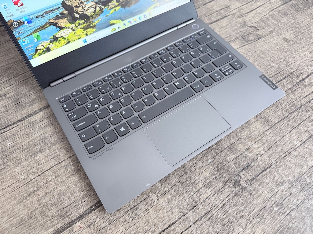 Lenovo ThinkBook 13s Premium Cihaz | IPS Ekran | Işıklı Klavye - 6