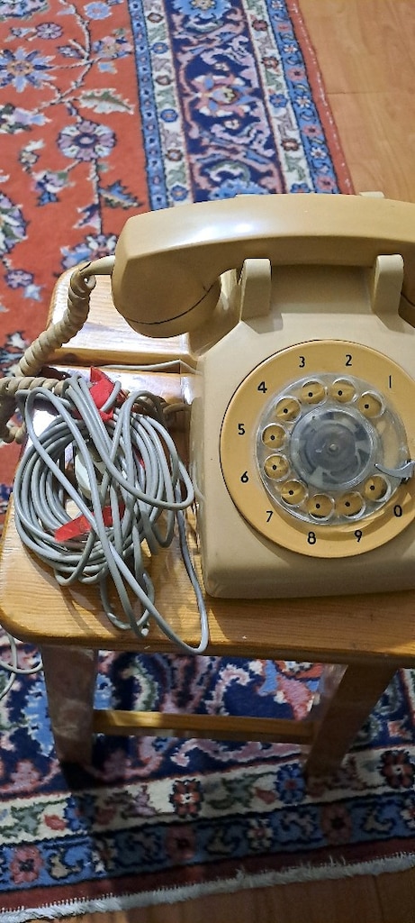 antika çevirmeli telefon - 2