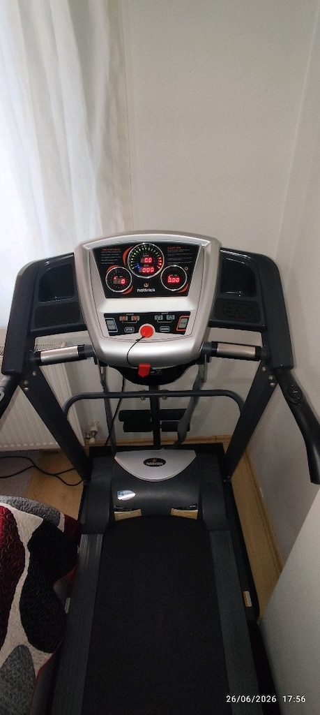 Hatrick Style M Profesyonel Fitness-Koşu Bandı Ve Masaj Aleti
