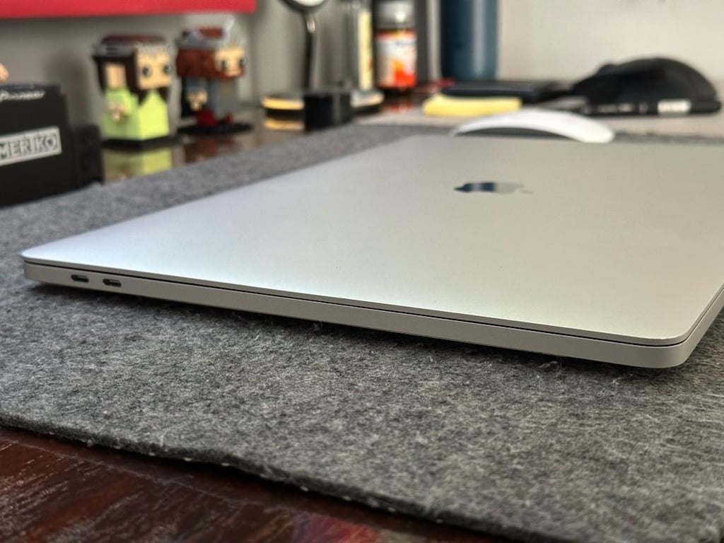 Macbook Pro 32 GB - 4
