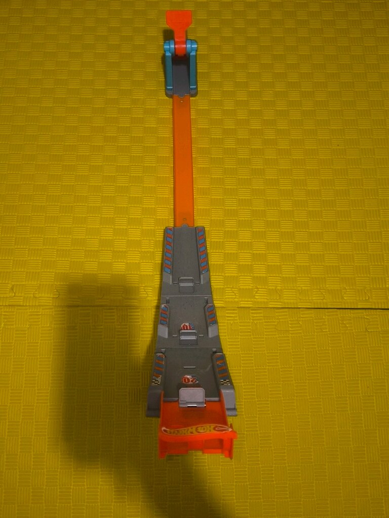 ORİJİNAL 11 ADET HOT WHEELS OYUNCAKLAR 1 -8 YAŞ ARASİ - 8