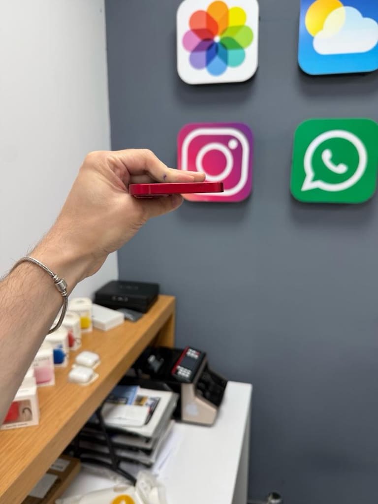 İphone 13 128 Gb Kırmızı Renk - 4