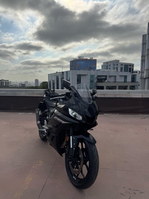 8600 km