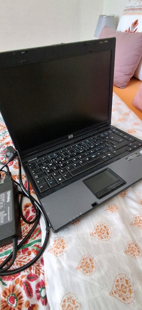HP laptop - 8