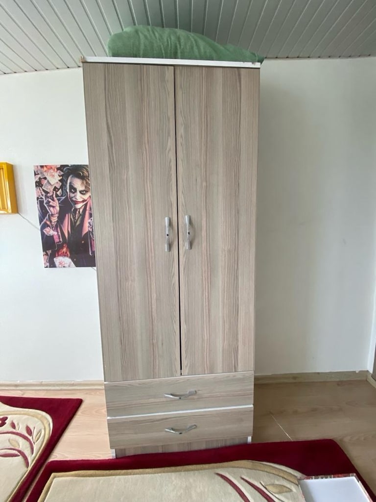 çamaşır makinesi ve 2 dolap - 4