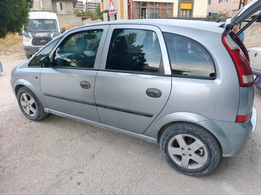 Orijinal otomatik 2004 model yüksek model otomatik araç ile takas olur - 5