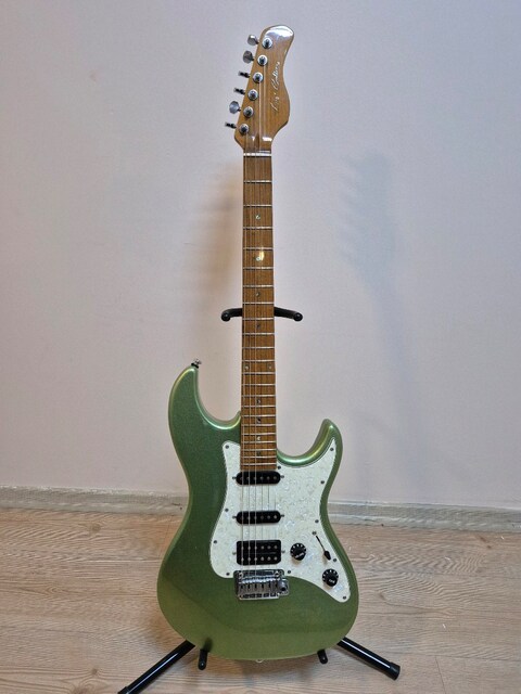 Sire Lary Carlton S7 Elektro Gitar