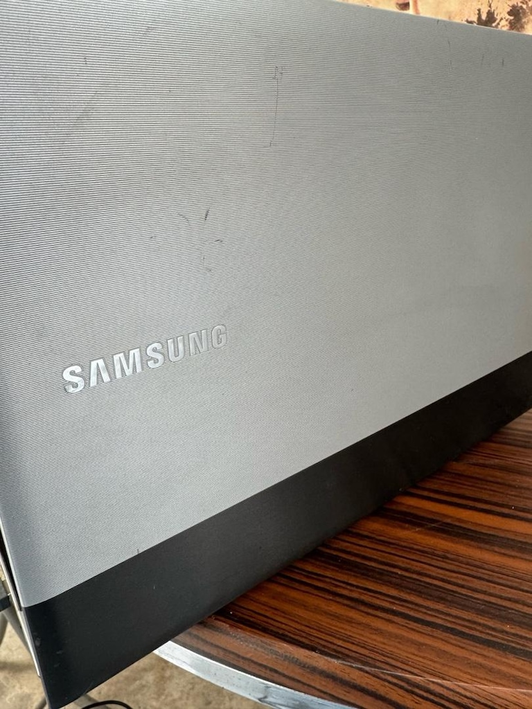 Temiz Samsung RV520 / i5 İşlemci / 4GB RAM / Nvidia Ekran Kartlı Lapto - 2